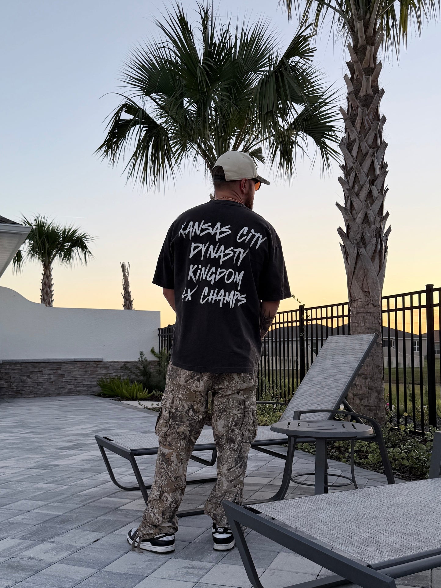 KC TAGGING - TEE